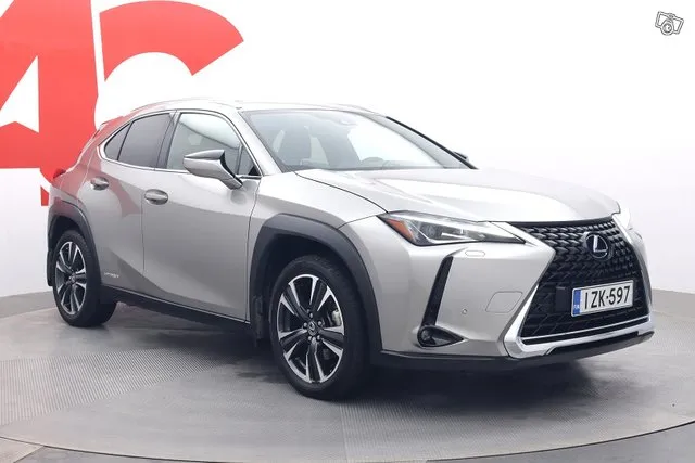 Lexus UX 250h Comfort Technology Plus Edition - / Keyless / Navi / Tutkat + kamera Image 7